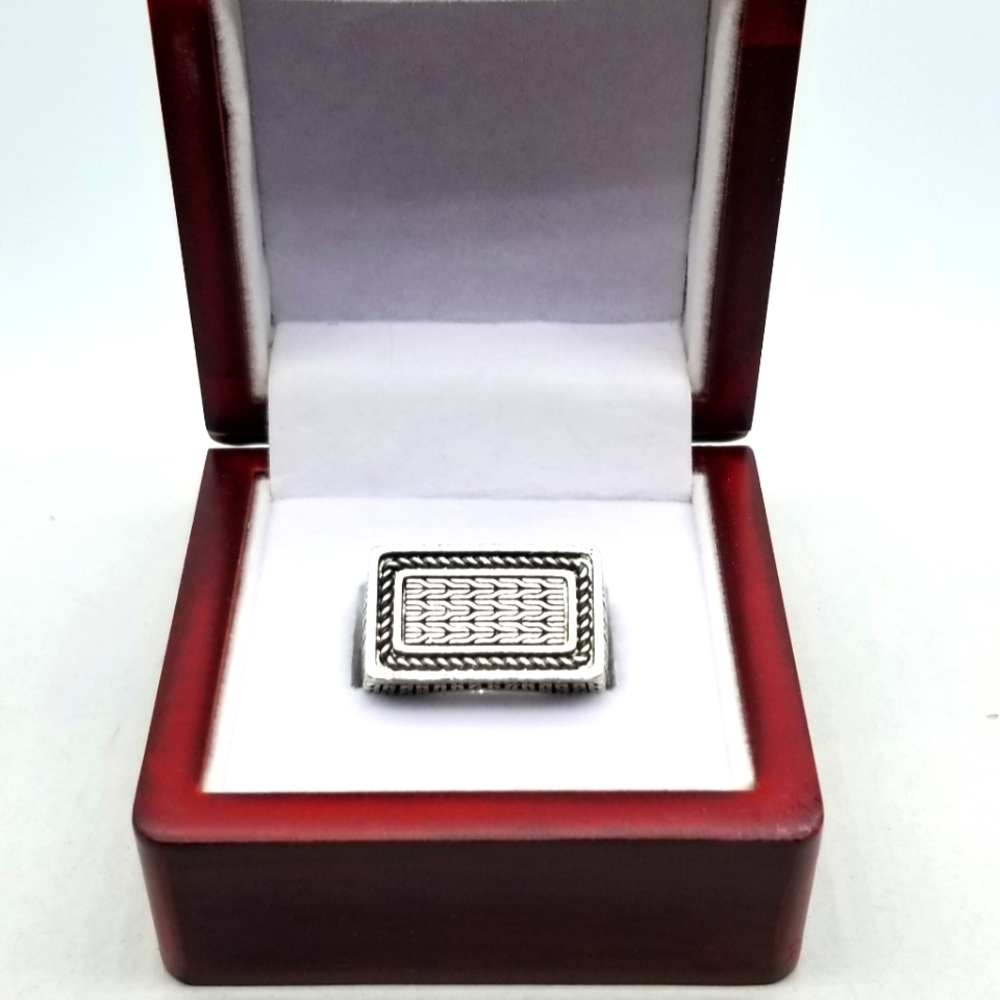 Mens Design Ring